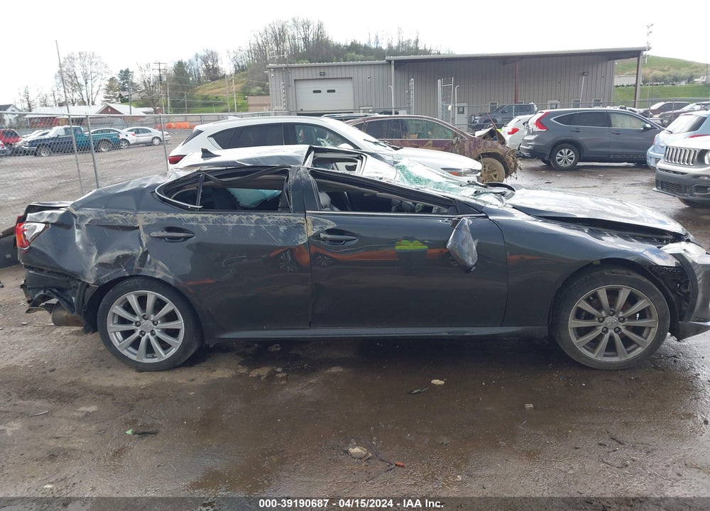 2008 LEXUS IS 250 VIN: JTHCK262X82024056