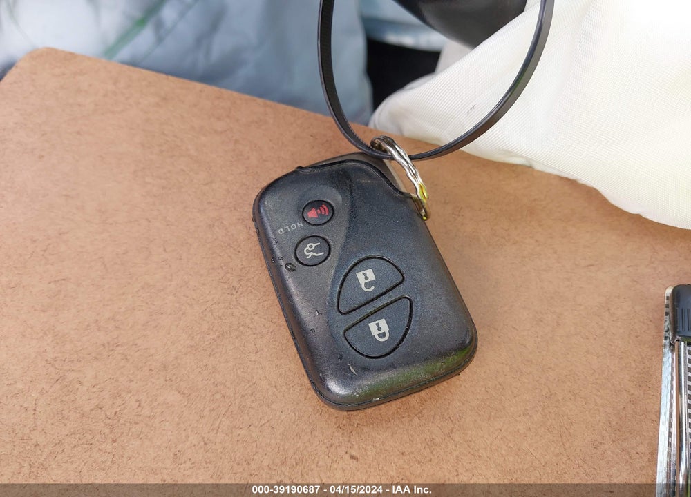 2008 LEXUS IS 250 VIN: JTHCK262X82024056