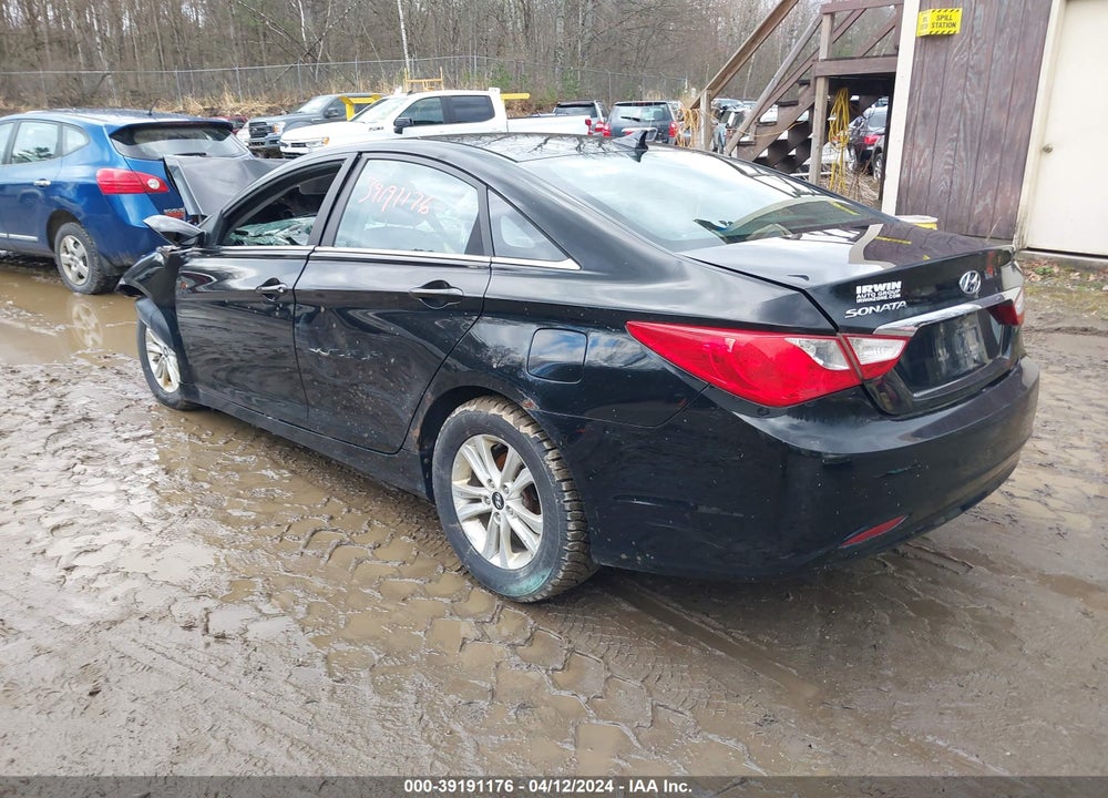 2011 HYUNDAI SONATA VIN: 5NPEB4AC3BH002671
