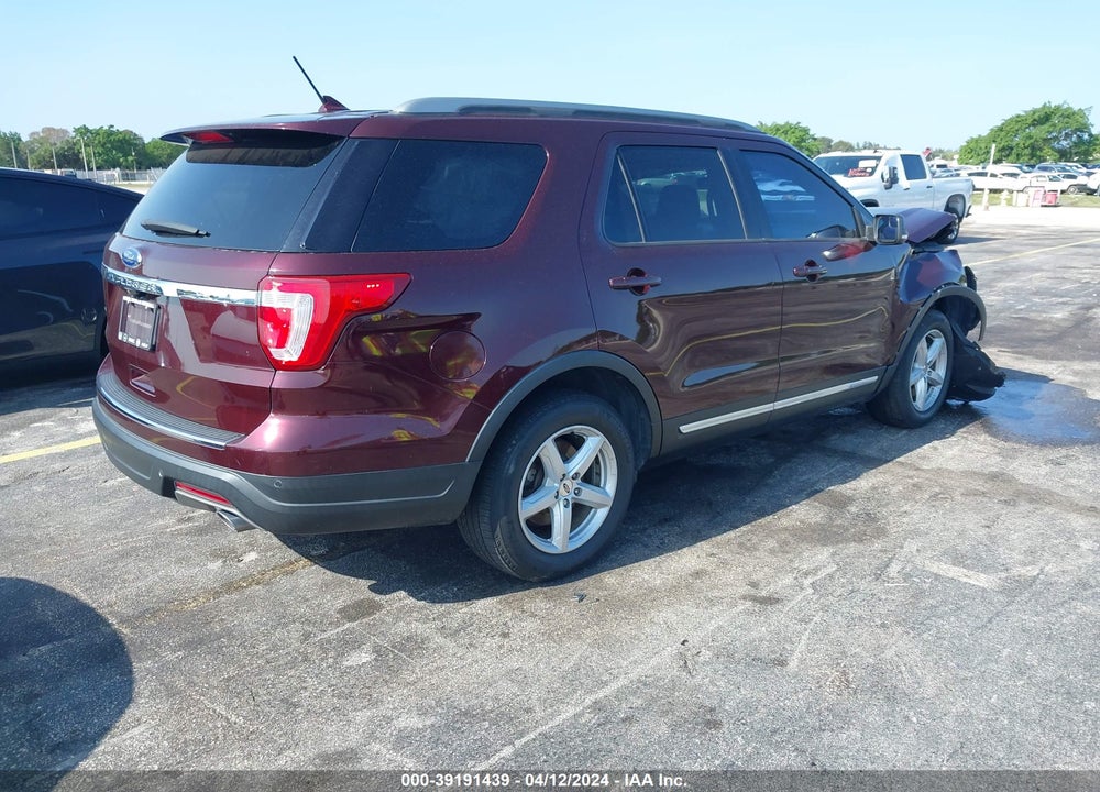 2018 FORD EXPLORER XLT VIN: 1FM5K7D82JGB39561