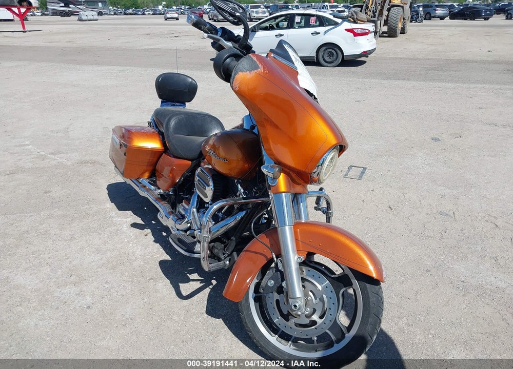 2014 HARLEY-DAVIDSON FLHXS STREET GLIDE SPECIAL VIN: 1HD1KRM14EB627073