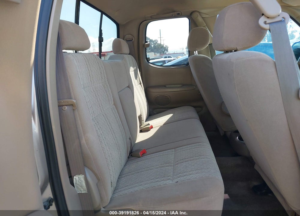 2004 TOYOTA TUNDRA SR5 V8 VIN: 5TBRT341X4S452455