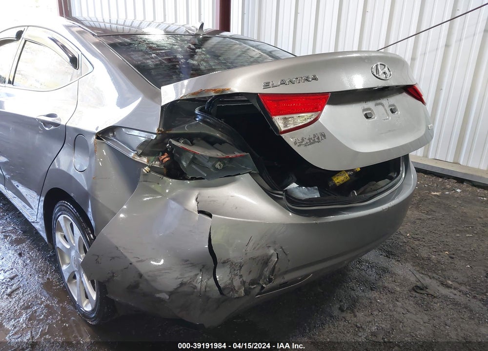 2013 HYUNDAI ELANTRA LIMITED VIN: 5NPDH4AE6DH392373
