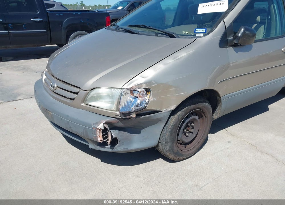 2001 TOYOTA SIENNA CE VIN: 4T3ZF19CX1U370295