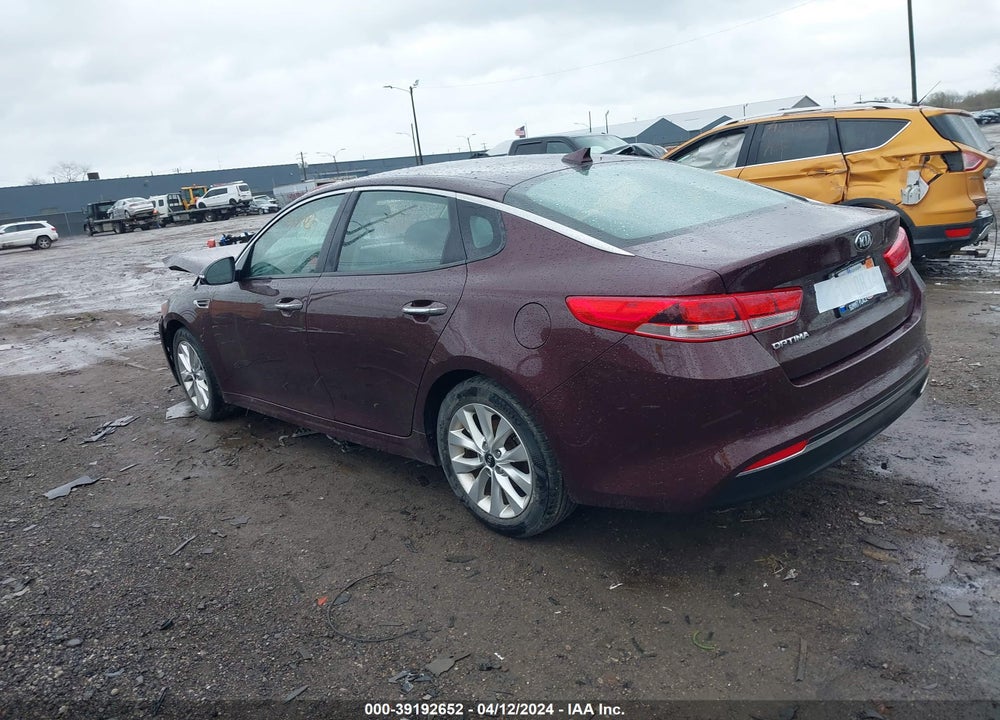 2018 KIA OPTIMA LX VIN: 5XXGT4L35JG259151