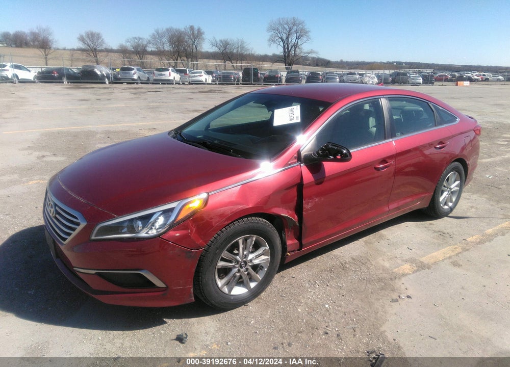 2016 HYUNDAI SONATA SE VIN: 5NPE24AF9GH351366