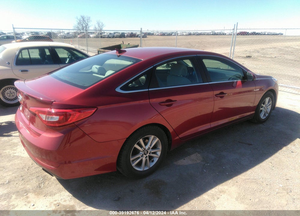 2016 HYUNDAI SONATA SE VIN: 5NPE24AF9GH351366