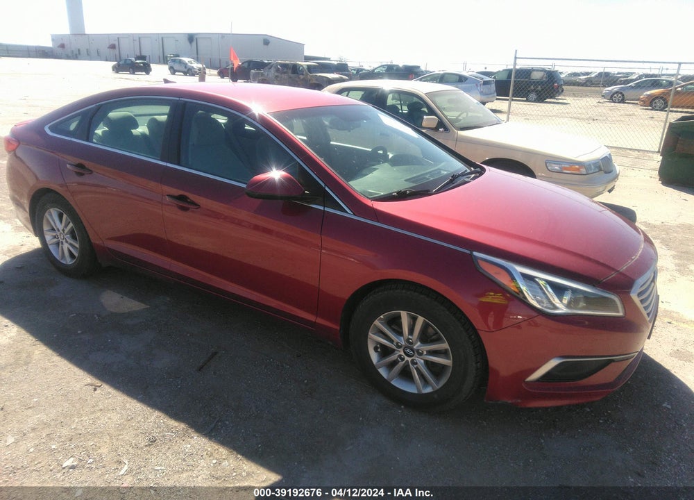 2016 HYUNDAI SONATA SE VIN: 5NPE24AF9GH351366