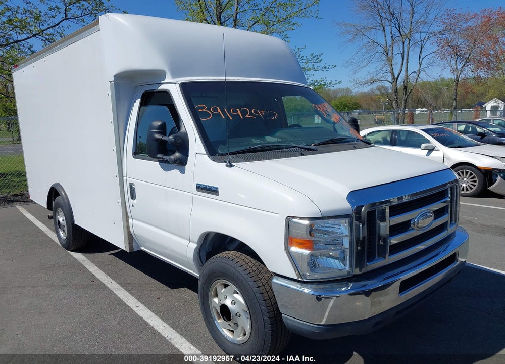 2014 FORD E-350 CUTAWAY VIN: 1FDWE3FL2EDA74255