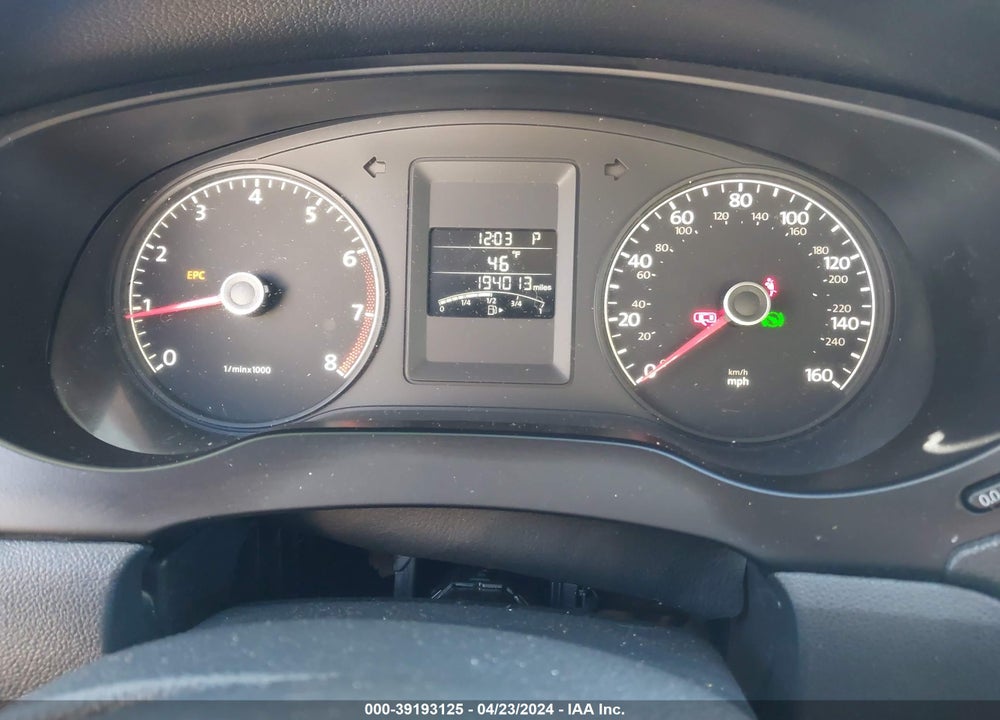 2011 VOLKSWAGEN JETTA 2.0L S VIN: 3VW2K7AJXBM376883