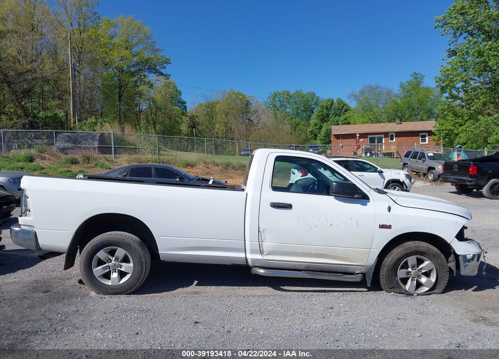 2020 RAM 1500 CLASSIC TRADESMAN REGULAR CAB 4X4 8' BOX VIN: 3C6JR7DT4LG246662