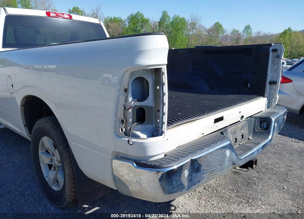 2020 RAM 1500 CLASSIC TRADESMAN REGULAR CAB 4X4 8' BOX VIN: 3C6JR7DT4LG246662