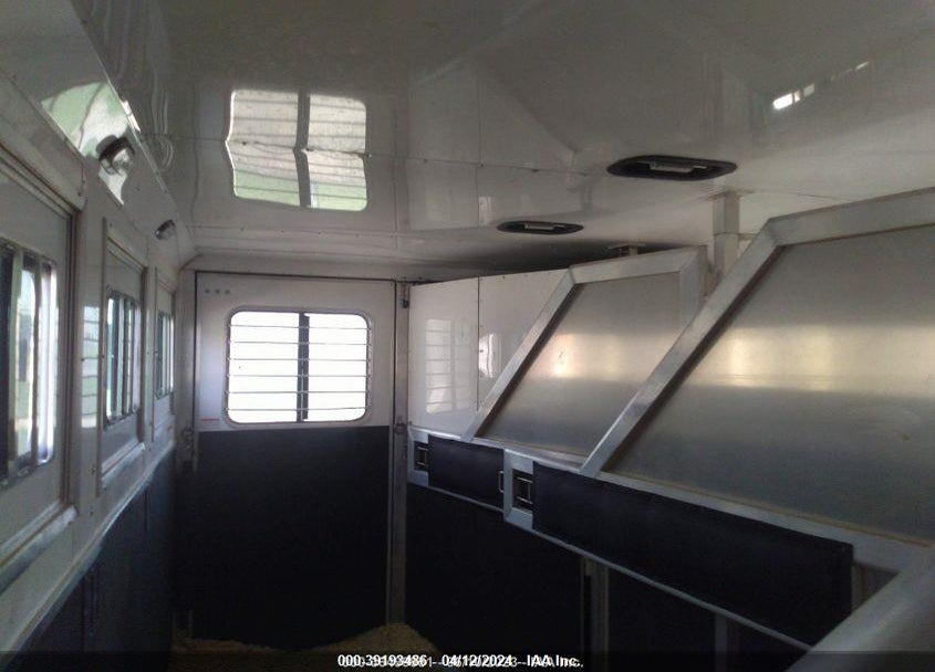 2016 TRAILER LAKOTA GOOSENECK HORSE VIN: 58JGX4H2XG1000846