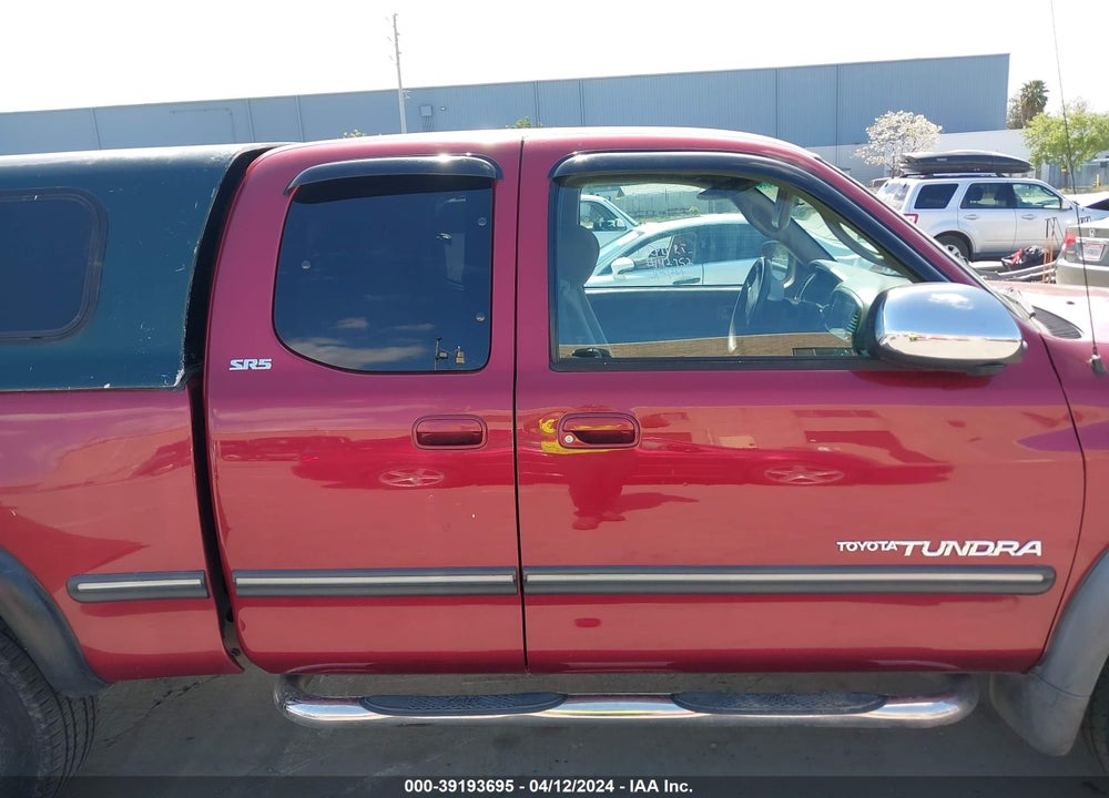 2000 TOYOTA TUNDRA SR5 V8 VIN: 5TBBT4417YS074396