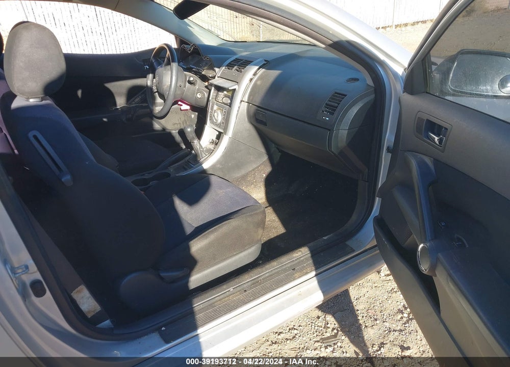 2005 SCION TC VIN: JTKDE177X50035124