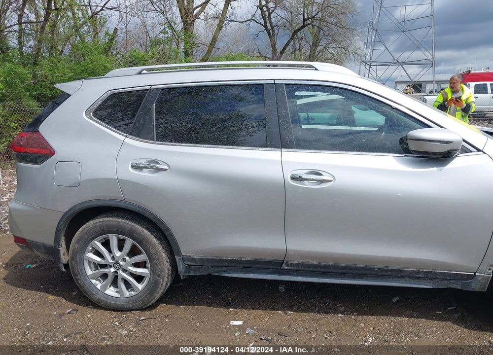 2019 NISSAN ROGUE SV VIN: JN8AT2MT0KW502524