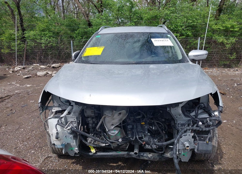 2019 NISSAN ROGUE SV VIN: JN8AT2MT0KW502524