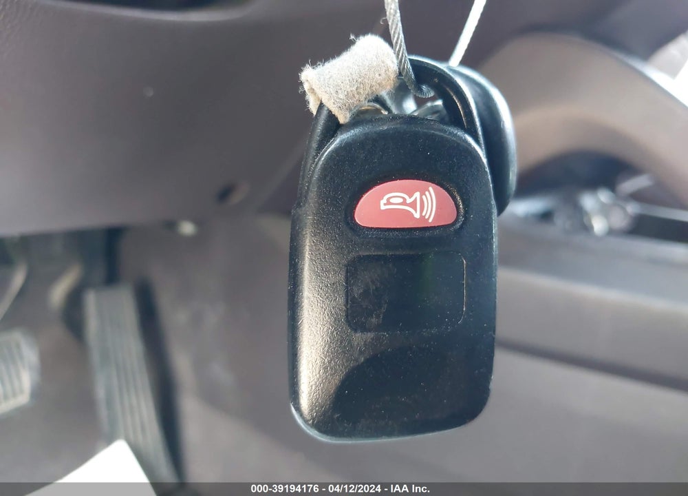 2010 HYUNDAI TUCSON GLS VIN: KM8JT3ACXAU064400