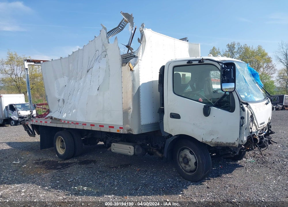 2017 HINO XJC720/XFC720 VIN: JHHRDM2H1HK004383