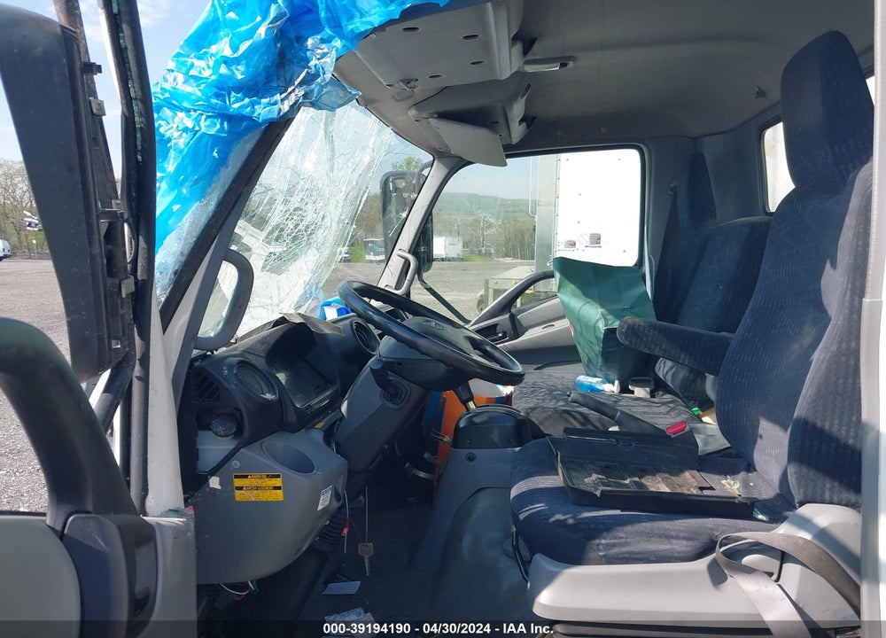 2017 HINO XJC720/XFC720 VIN: JHHRDM2H1HK004383