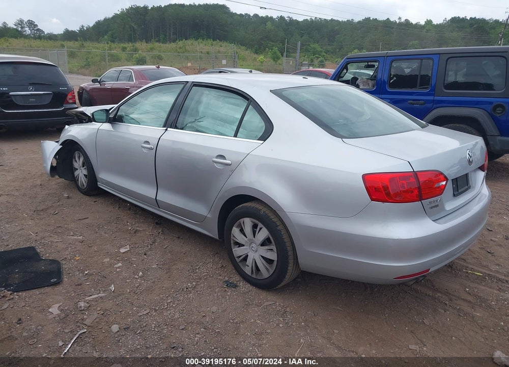 2013 VOLKSWAGEN JETTA 2.5L SE VIN: 3VWDP7AJ4DM420034