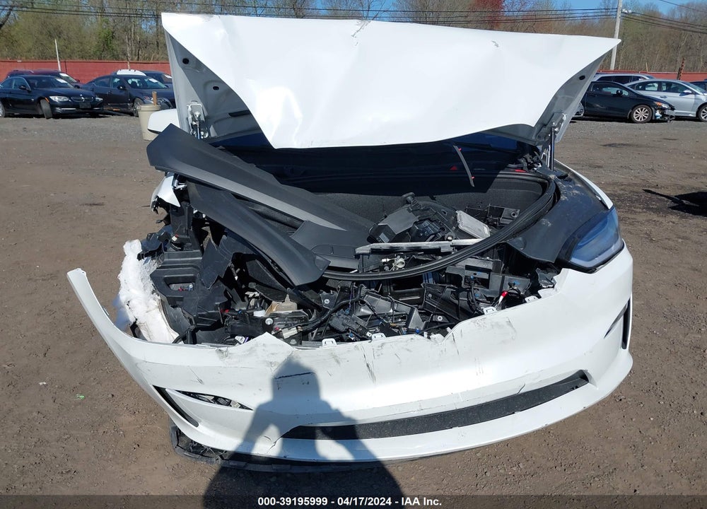 2023 TESLA MODEL X DUAL MOTOR ALL-WHEEL DRIVE/STANDARD RANGE VIN: 7SAXCBE52PF399305