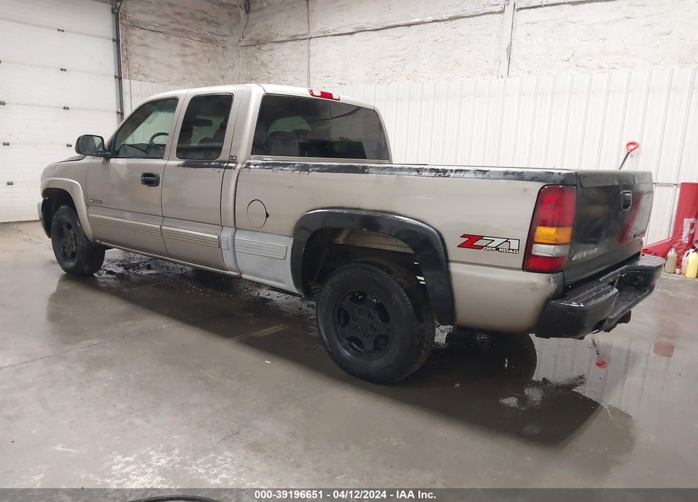 2002 CHEVROLET SILVERADO 1500 LS VIN: 1GCEK19T42E267683