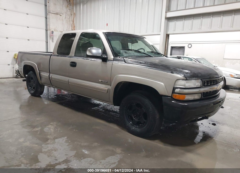 2002 CHEVROLET SILVERADO 1500 LS VIN: 1GCEK19T42E267683