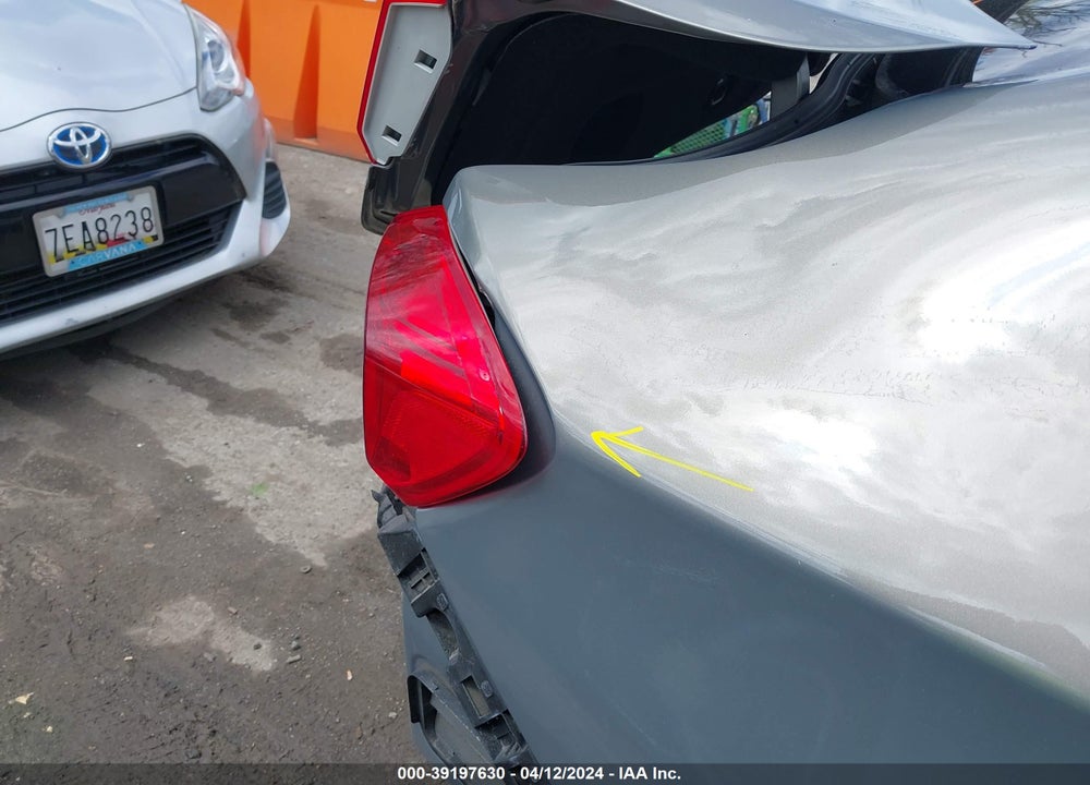 2017 CHEVROLET CRUZE LT AUTO VIN: 1G1BE5SM3H7139672