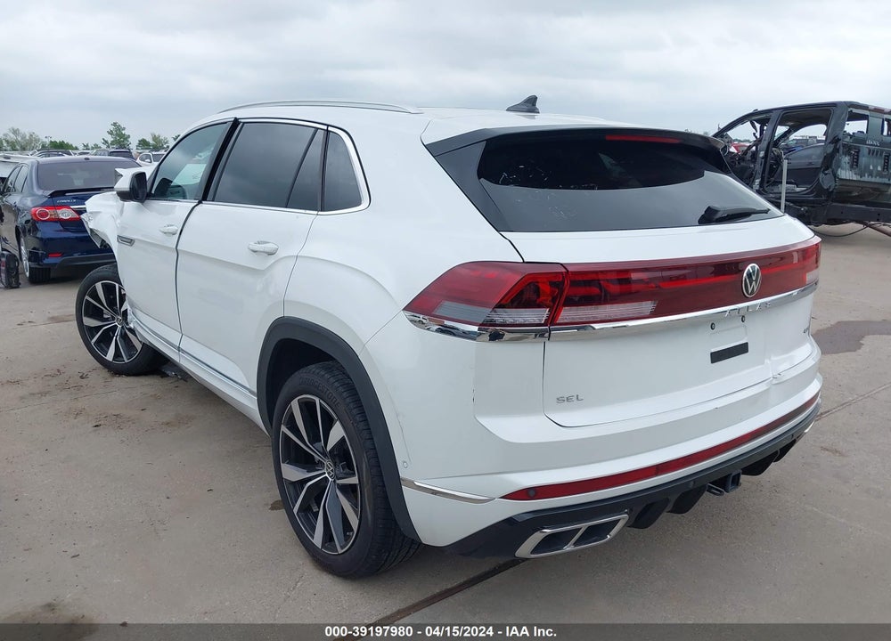 2024 VOLKSWAGEN ATLAS CROSS SPORT 2.0T SEL PREMIUM R-LINE VIN: 1V2FE2CA6RC202332