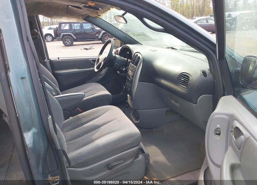 2005 CHRYSLER TOWN & COUNTRY TOURING VIN: 2C4GP54L45R176753