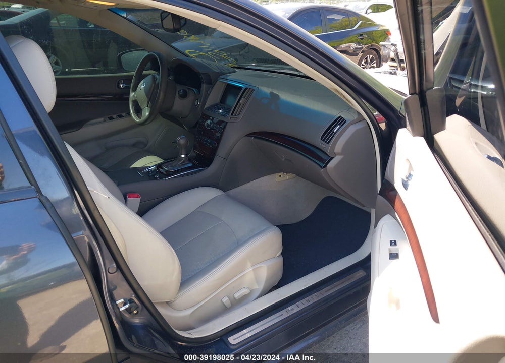 2013 INFINITI G37X VIN: JN1CV6AR4DM750923