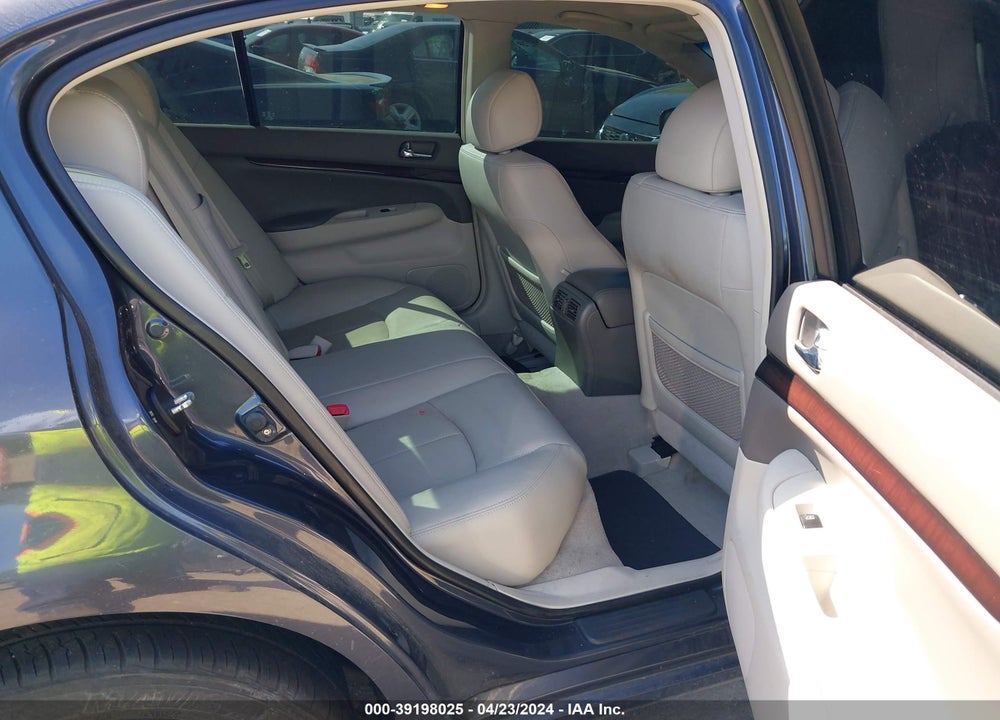 2013 INFINITI G37X VIN: JN1CV6AR4DM750923