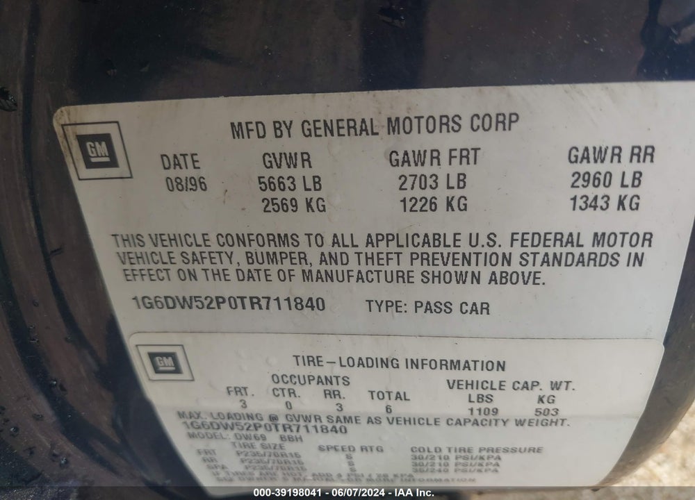 1996 FLEETWOOD CADILLAC  BROUGHAM VIN: 1G6DW52P0TR711840