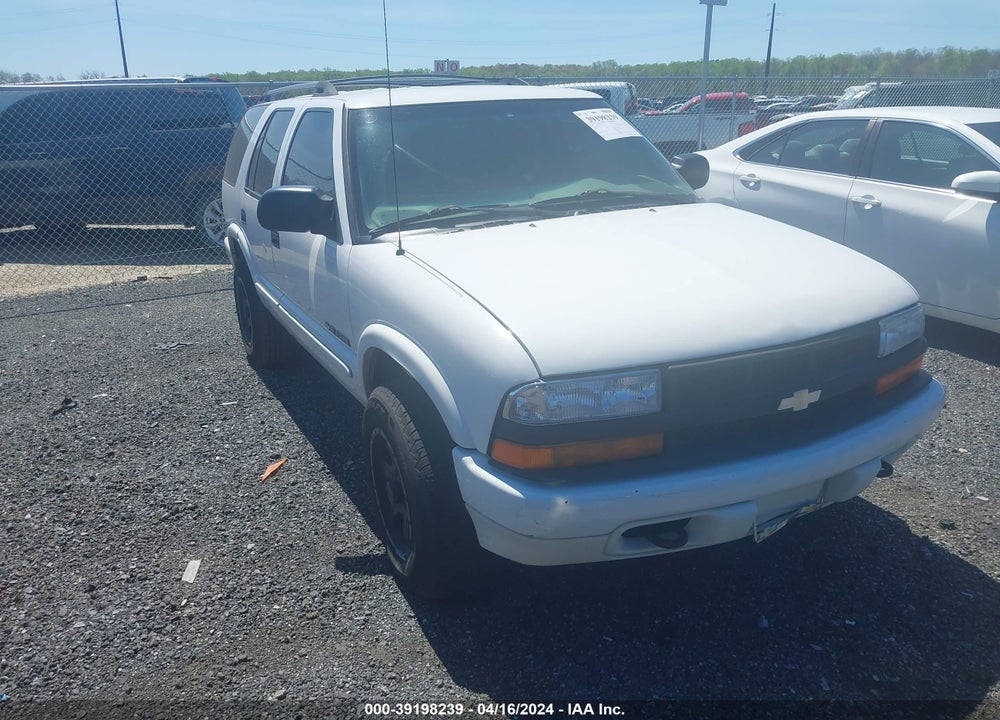 2002 CHEVROLET BLAZER LS VIN: 1GNDT13W02K239920
