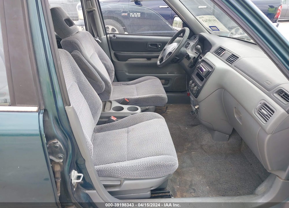 1997 HONDA CR-V BASE (A4) VIN: JHLRD1846VC007830