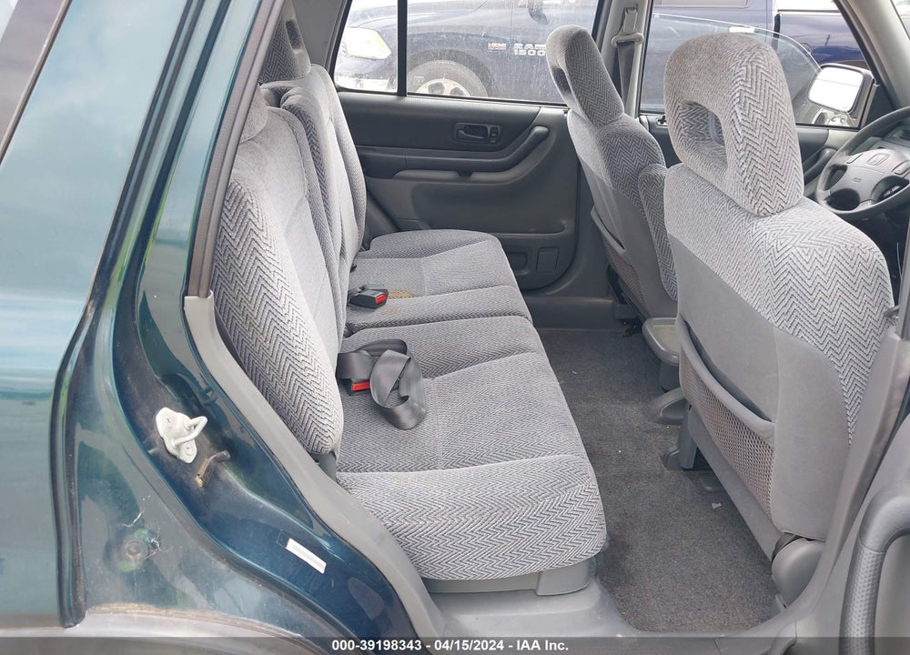 1997 HONDA CR-V BASE (A4) VIN: JHLRD1846VC007830