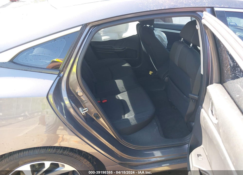2018 HONDA CIVIC EX VIN: 2HGFC2F73JH592381