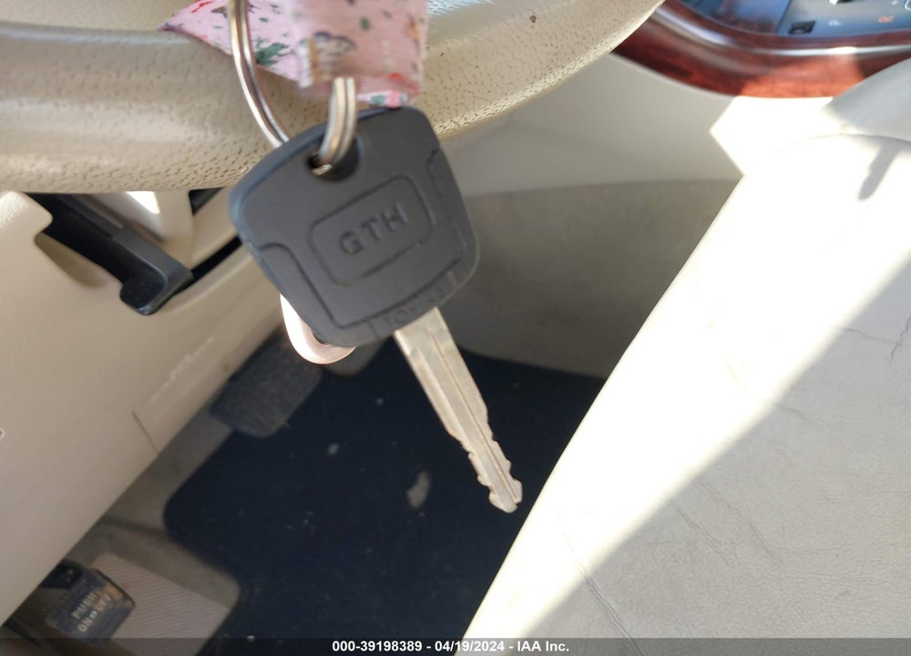 2011 TOYOTA AVALON VIN: 4T1BK3DB1BU404593