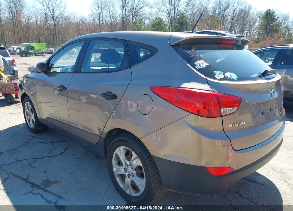 2010 HYUNDAI TUCSON GLS VIN: KM8JT3AC3AU043906
