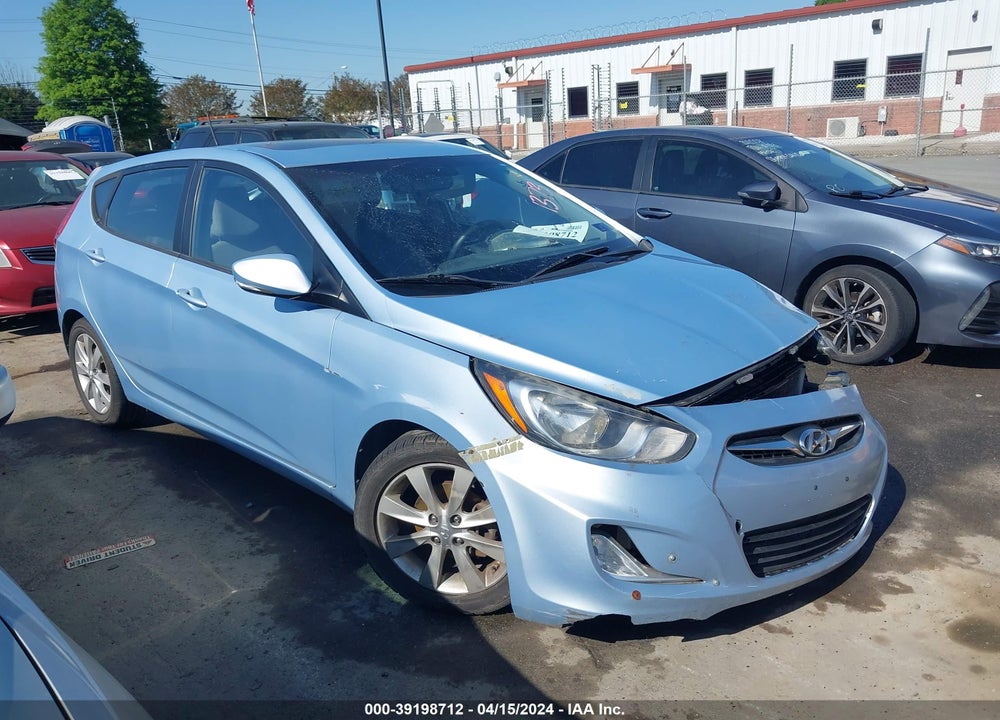 2013 HYUNDAI ACCENT VIN: KMHCU5AE4DU091373