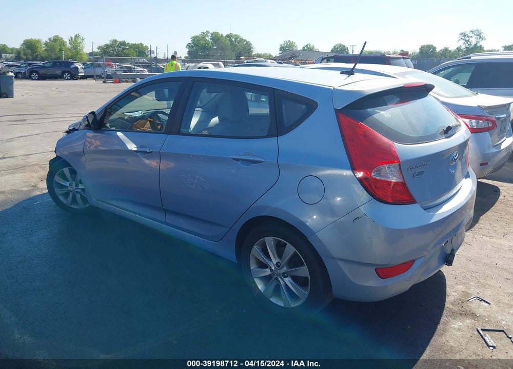 2013 HYUNDAI ACCENT VIN: KMHCU5AE4DU091373