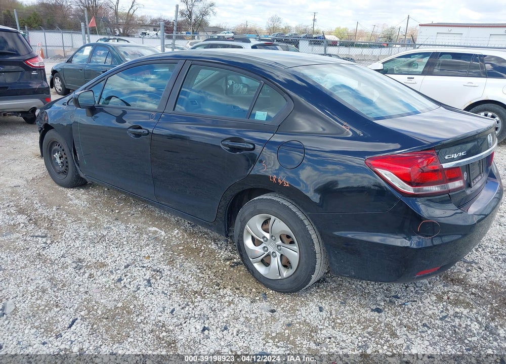 2015 HONDA CIVIC LX VIN: 19XFB2F5XFE110282