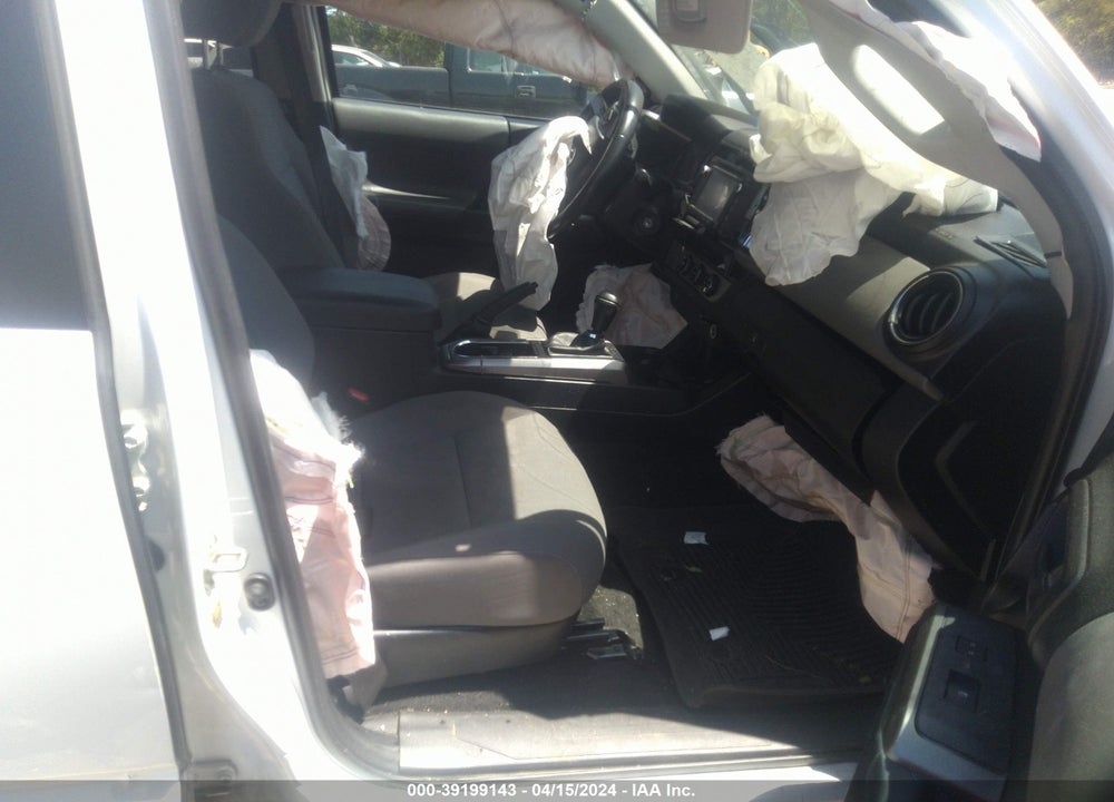 2017 TOYOTA TACOMA SR5 VIN: 5TFAX5GN0HX083575