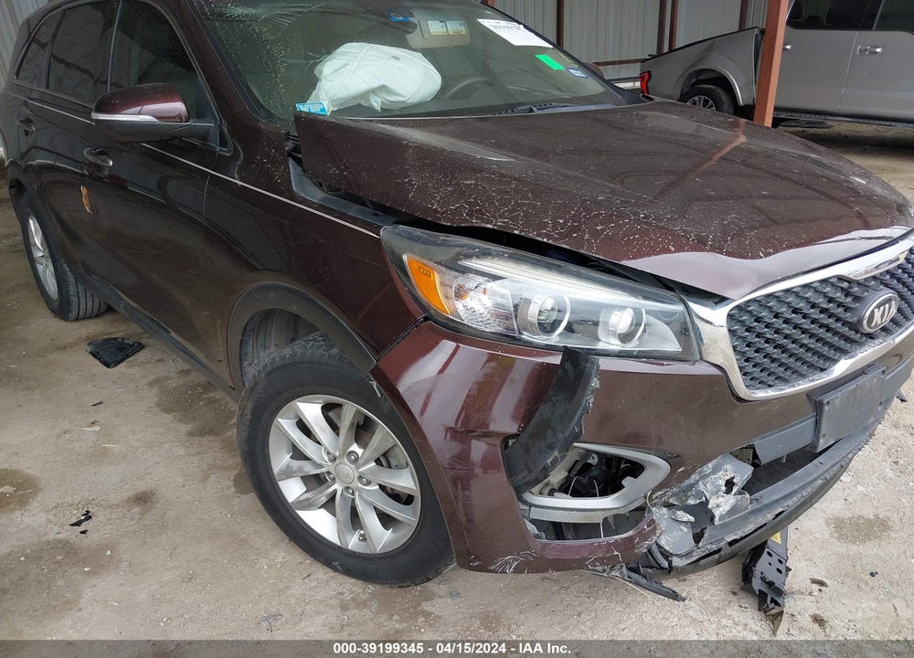2016 KIA SORENTO 2.4L LX VIN: 5XYPG4A36GG047659