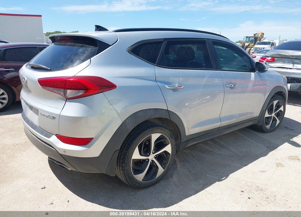 2016 HYUNDAI TUCSON LIMITED VIN: KM8J33A20GU223943