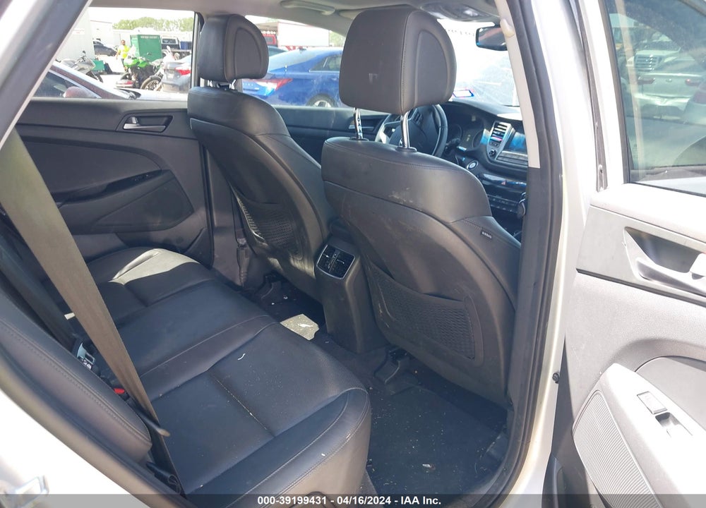 2016 HYUNDAI TUCSON LIMITED VIN: KM8J33A20GU223943