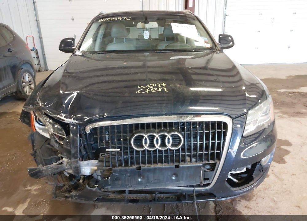 2010 AUDI Q5 3.2 PREMIUM VIN: WA1LKAFP8AA012923
