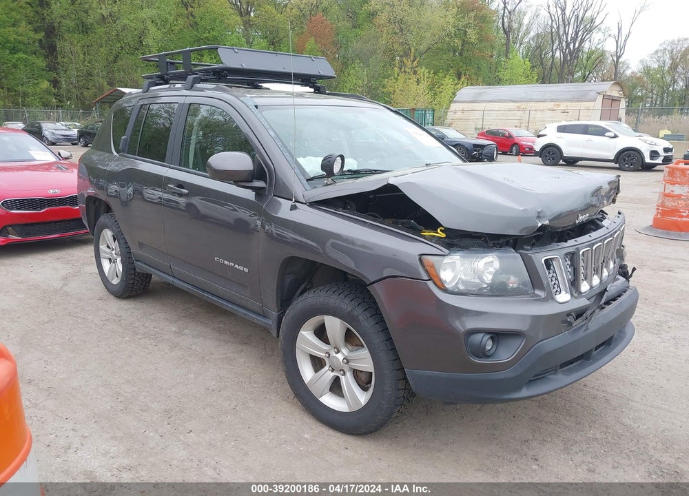 2016 JEEP COMPASS LATITUDE VIN: 1C4NJDEB8GD558573