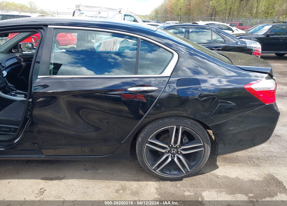 2015 HONDA ACCORD EX VIN: 1HGCR2F72FA065715